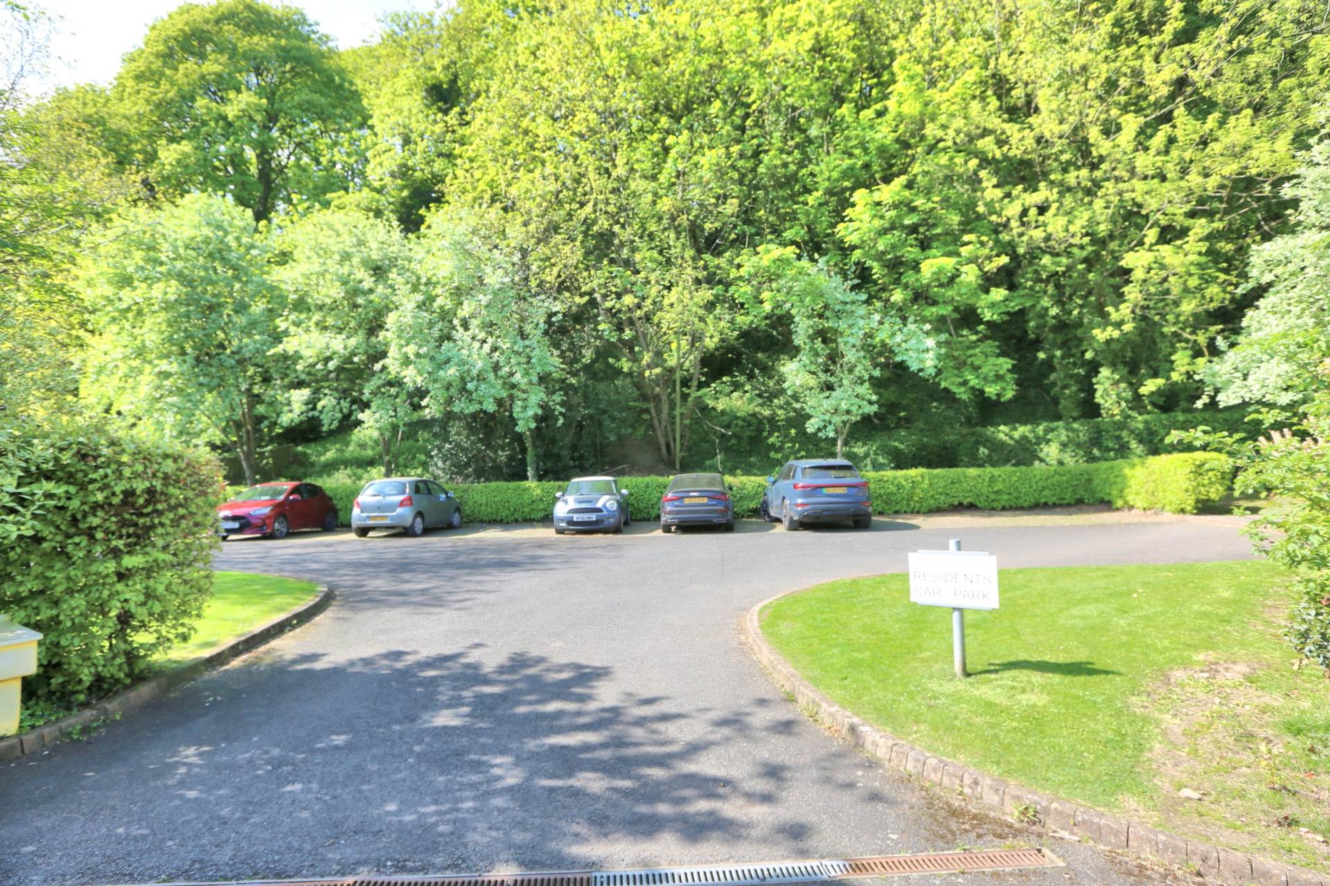 Hamson Drive, Bollington, Image 13