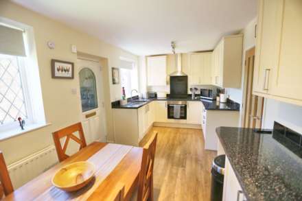 High Street, Bollington, Image 5