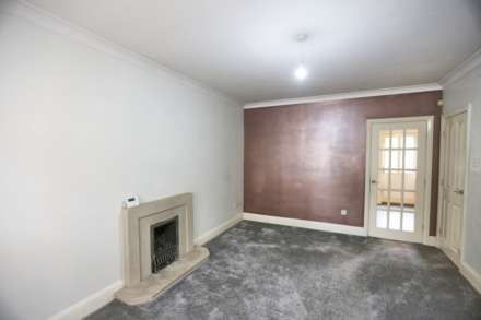 Queen Street, Bollington, Image 2