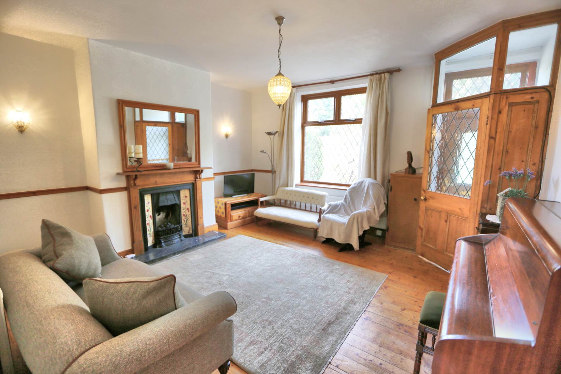 Wellington Road, Bollington, Image 2