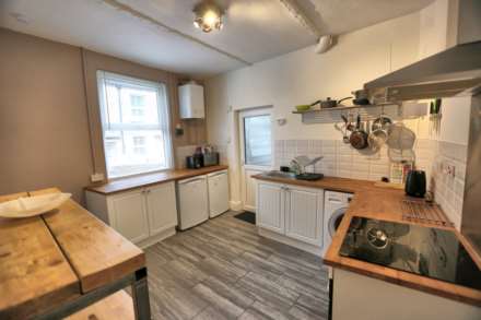 Henshall Road, Bollington, Image 3