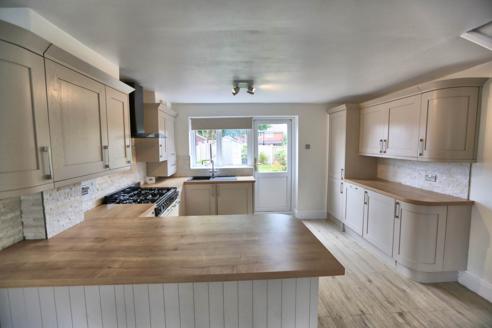 Avonside Way, Macclesfield, Image 4