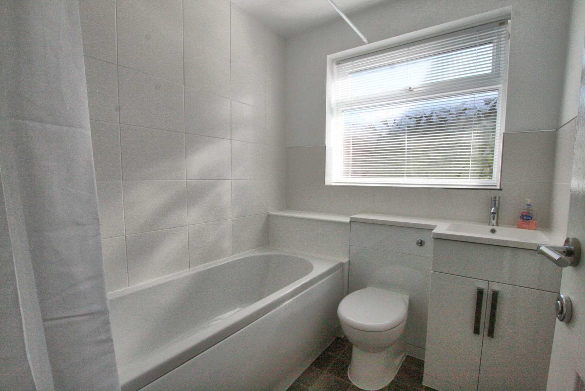 Fairfield Avenue, Bollington, Image 4