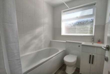 Fairfield Avenue, Bollington, Image 4