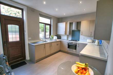 Wellington Road, Bollington, Image 3