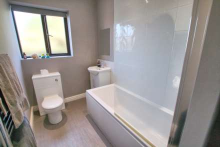 Wellington Road, Bollington, Image 5