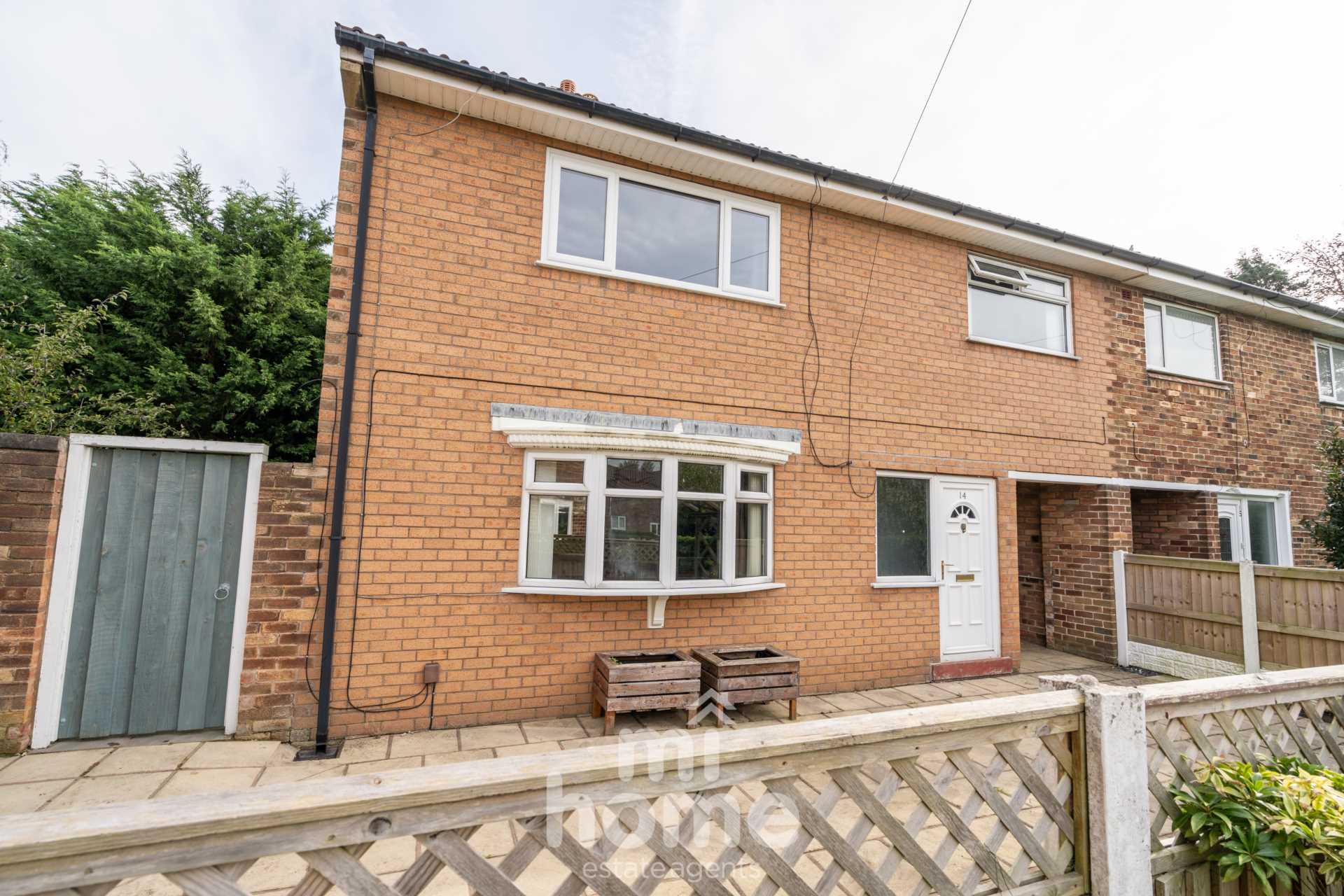 Property For Sale The Close, Kirkham, PR4 2UL Mi Home Estate Agents