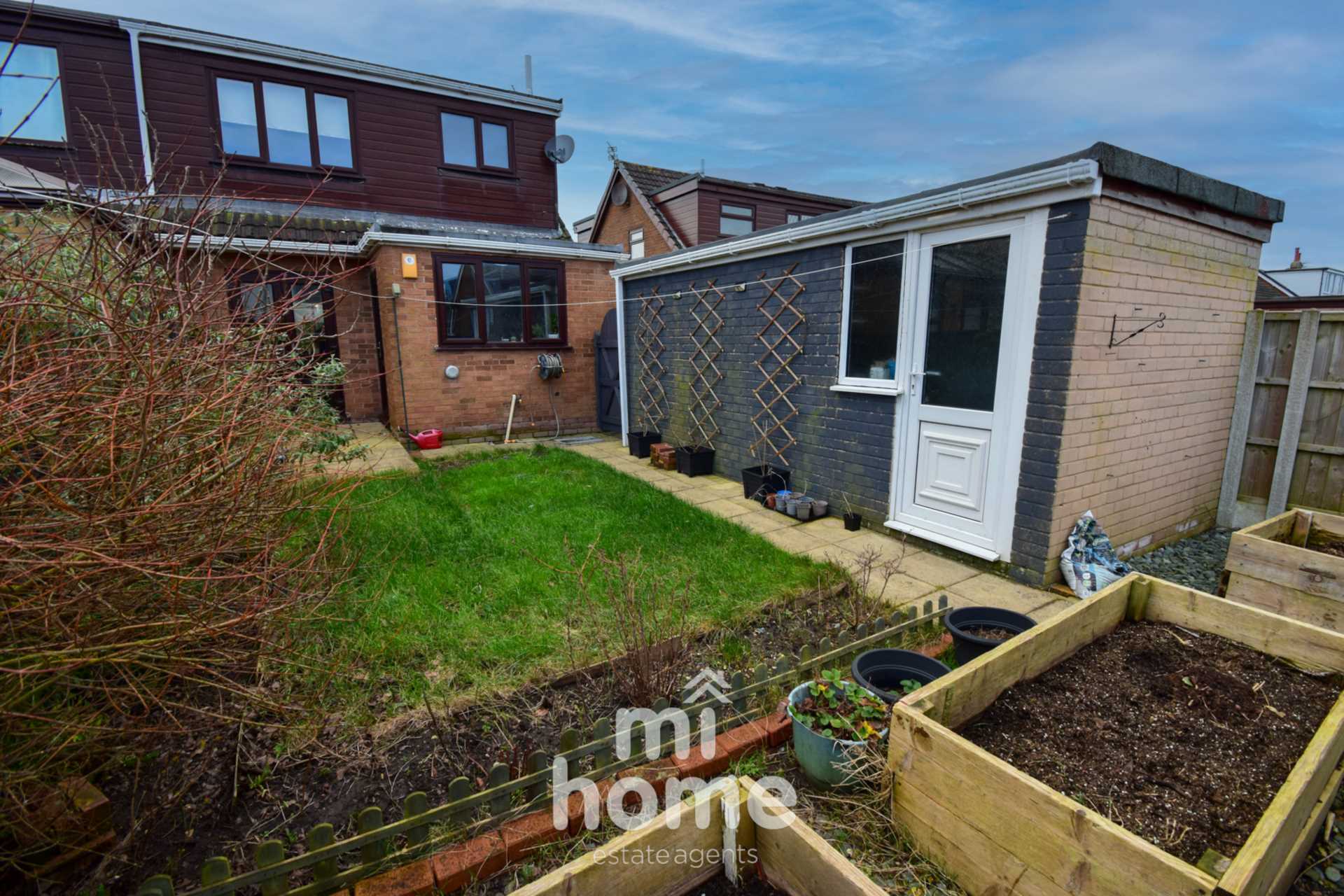 Property For Sale Naze Lane East, Freckleton, PR4 1RA Mi Home