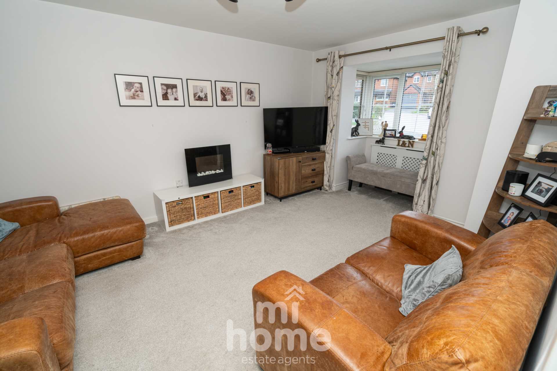 Property For Sale Oakwood Drive, Wesham, PR4 3EW Mi Home Estate