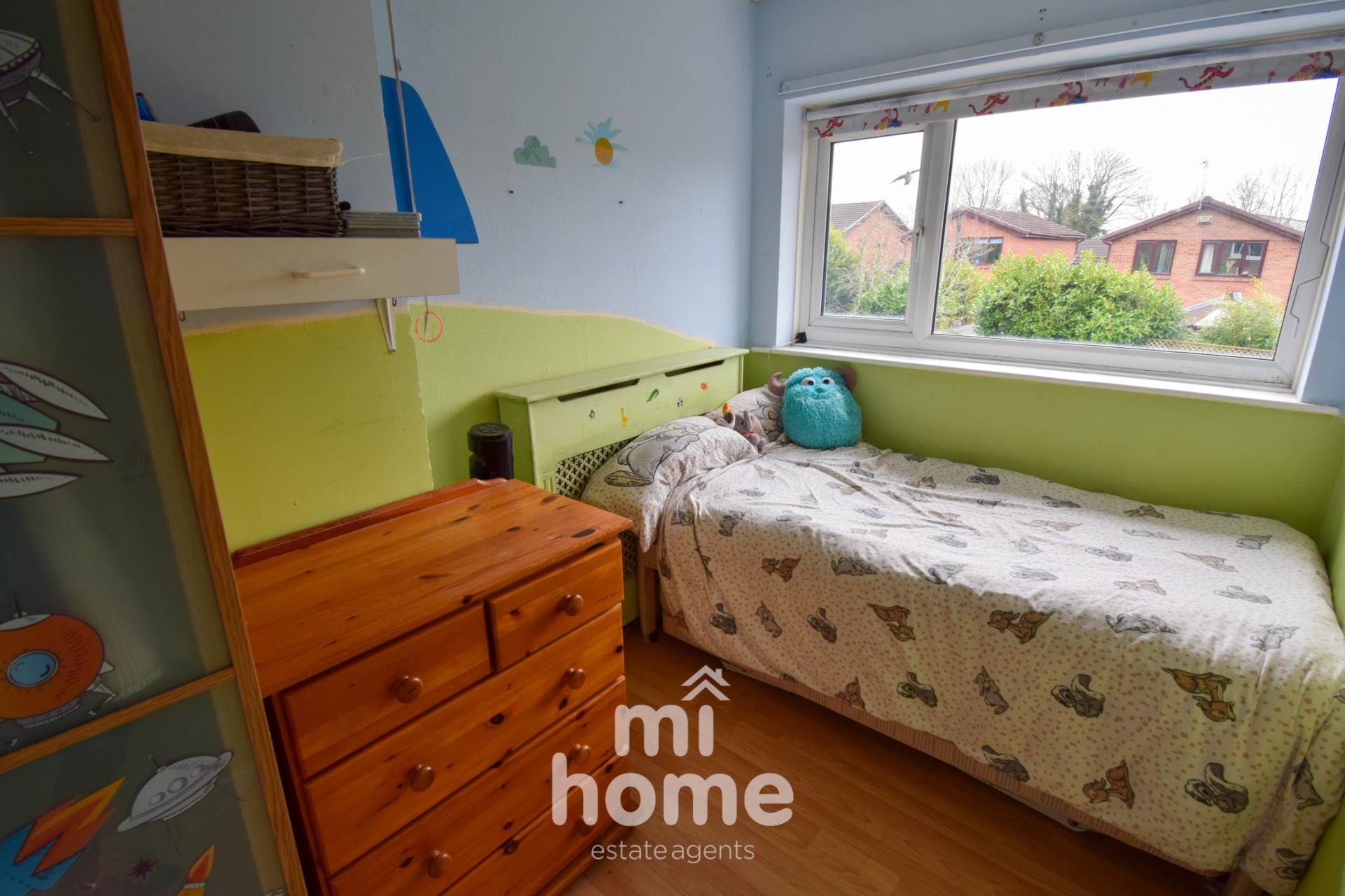 Property For Sale The Close, Kirkham, PR4 2UL Mi Home Estate Agents