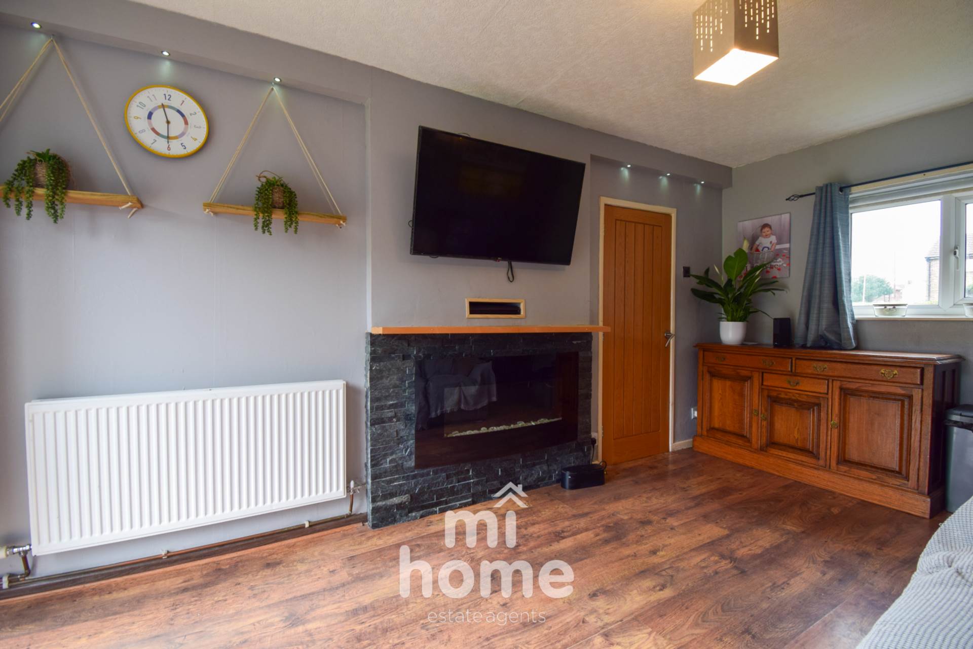 Property For Sale The Close, Kirkham, PR4 2UL Mi Home Estate Agents