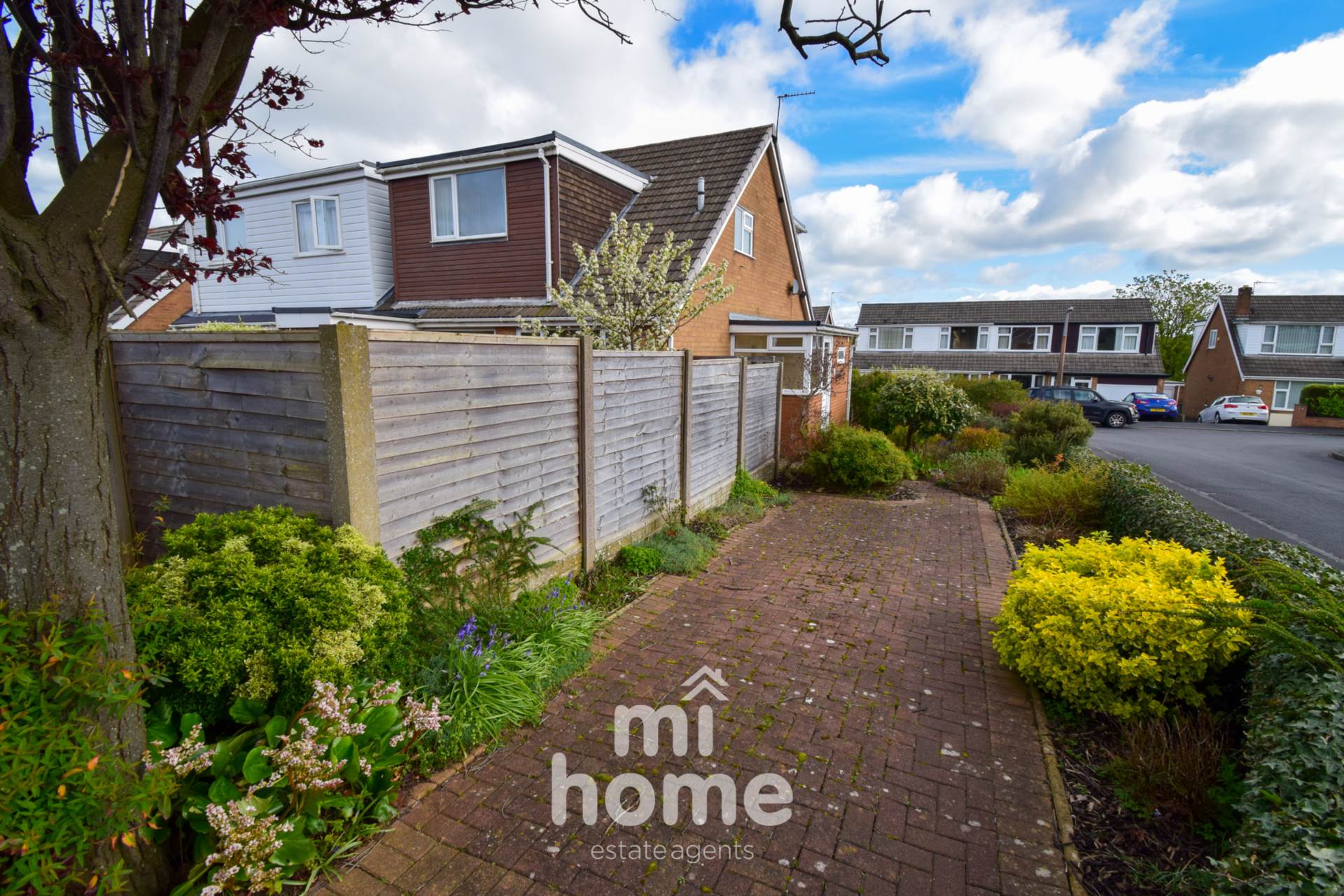 Property For Sale Calder Close, Kirkham, PR4 2ZE Mi Home Estate