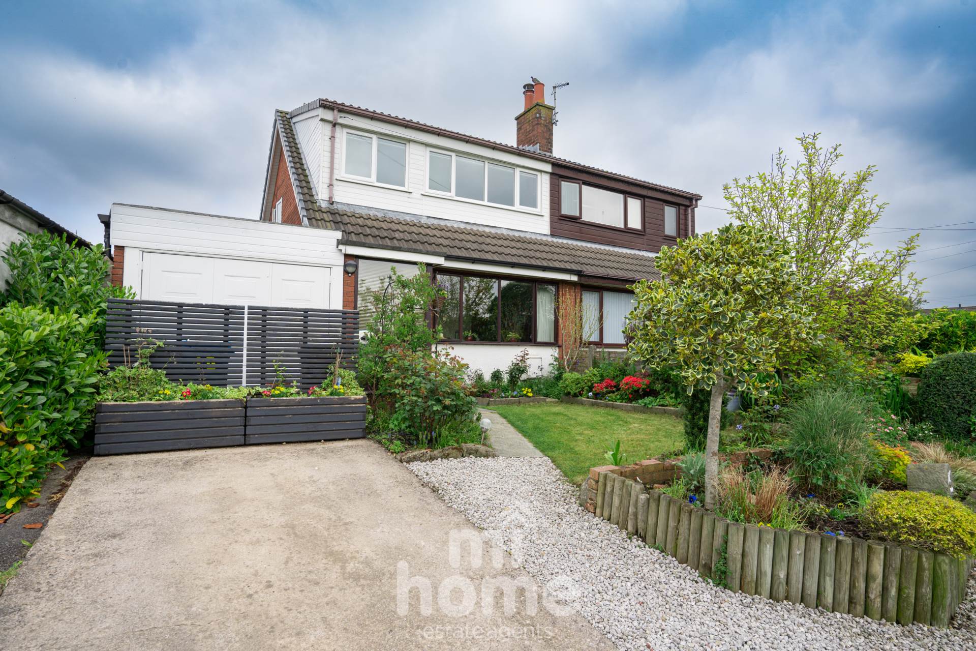 Property For Sale The Meadows, Elswick, PR4 3US Mi Home Estate