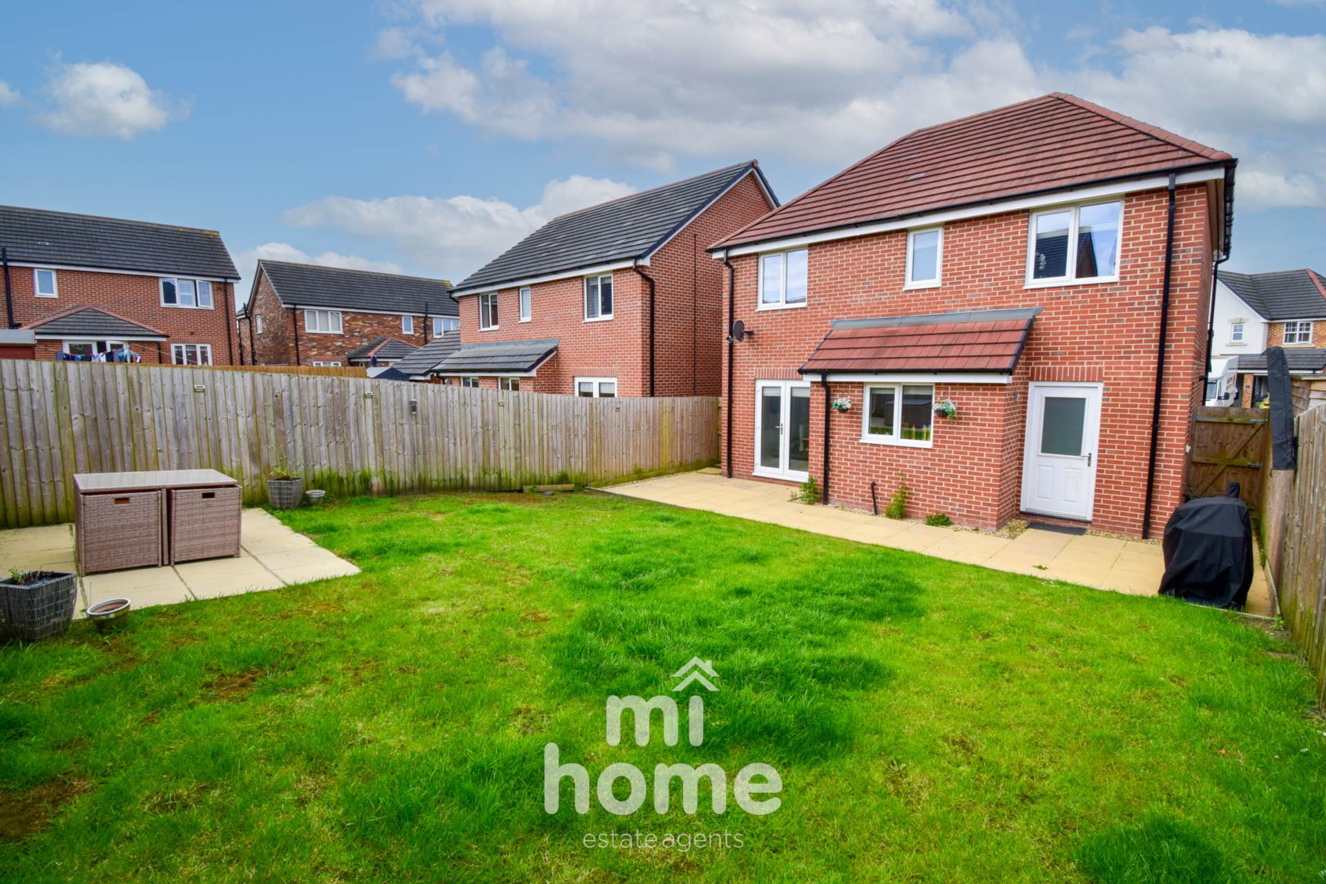 Property For Sale Heron Close, Wesham, PR4 3FH Mi Home Estate