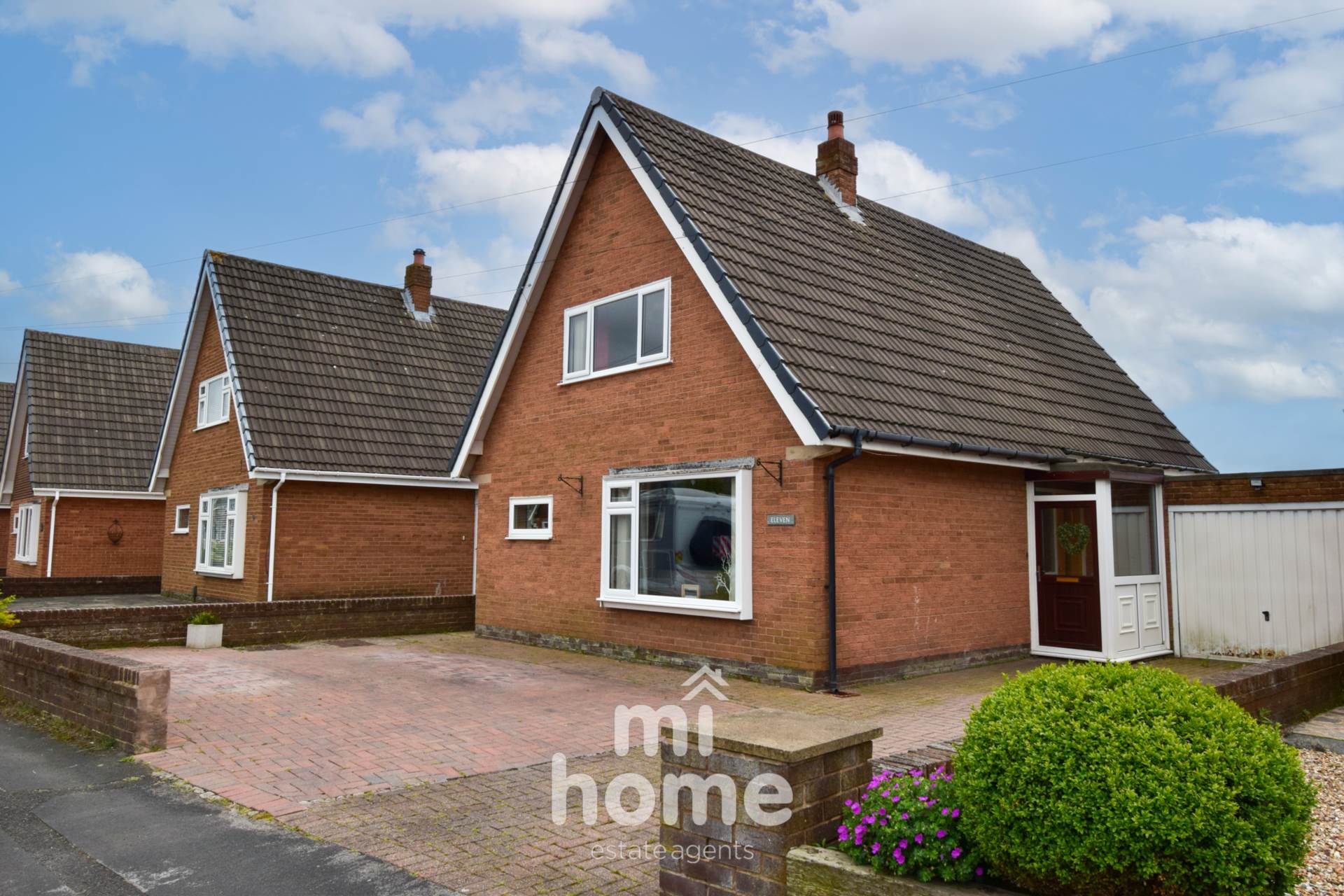 Property For Sale Westfield Drive, Warton, PR4 1ED Mi Home Estate Agents (ID 5241)