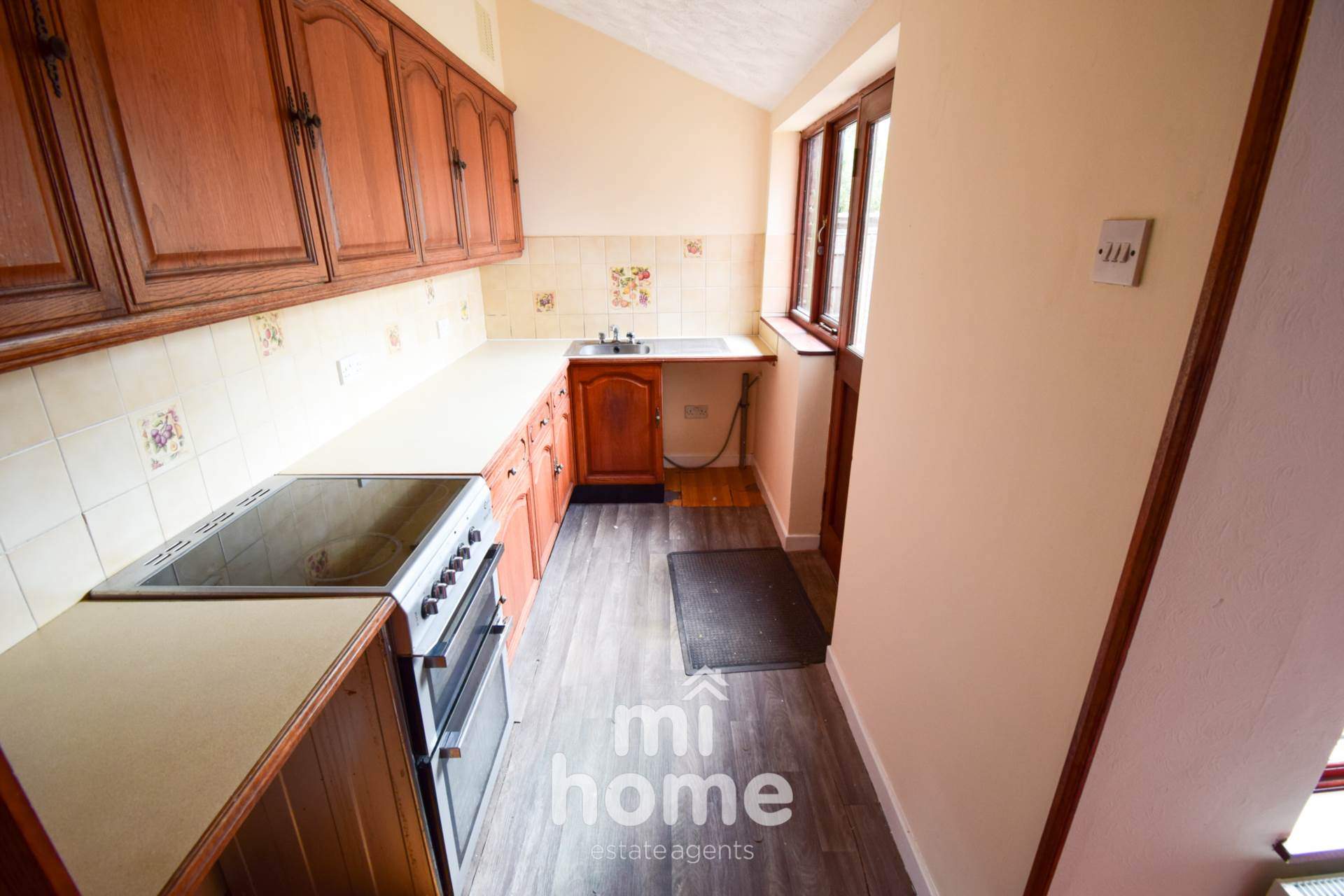 Property For Sale Garstang Road North, Wesham, PR4 3DB Mi Home