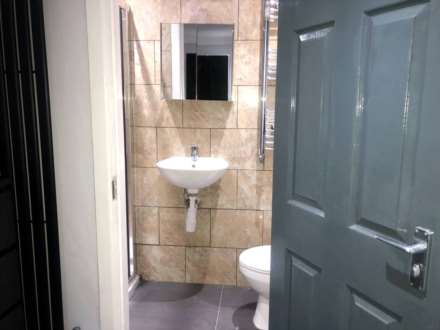 Junction Road, Reading, Image 16