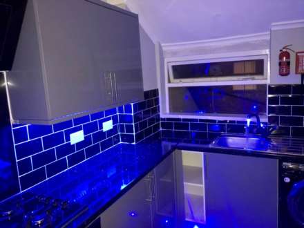 Erleigh Road, Reading, Image 8
