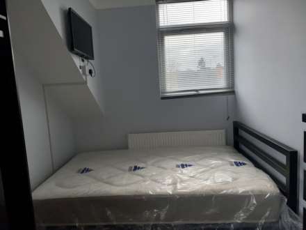 Erleigh Road, Reading, Image 9