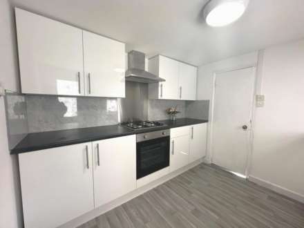 Blenheim Road, Reading, Image 1