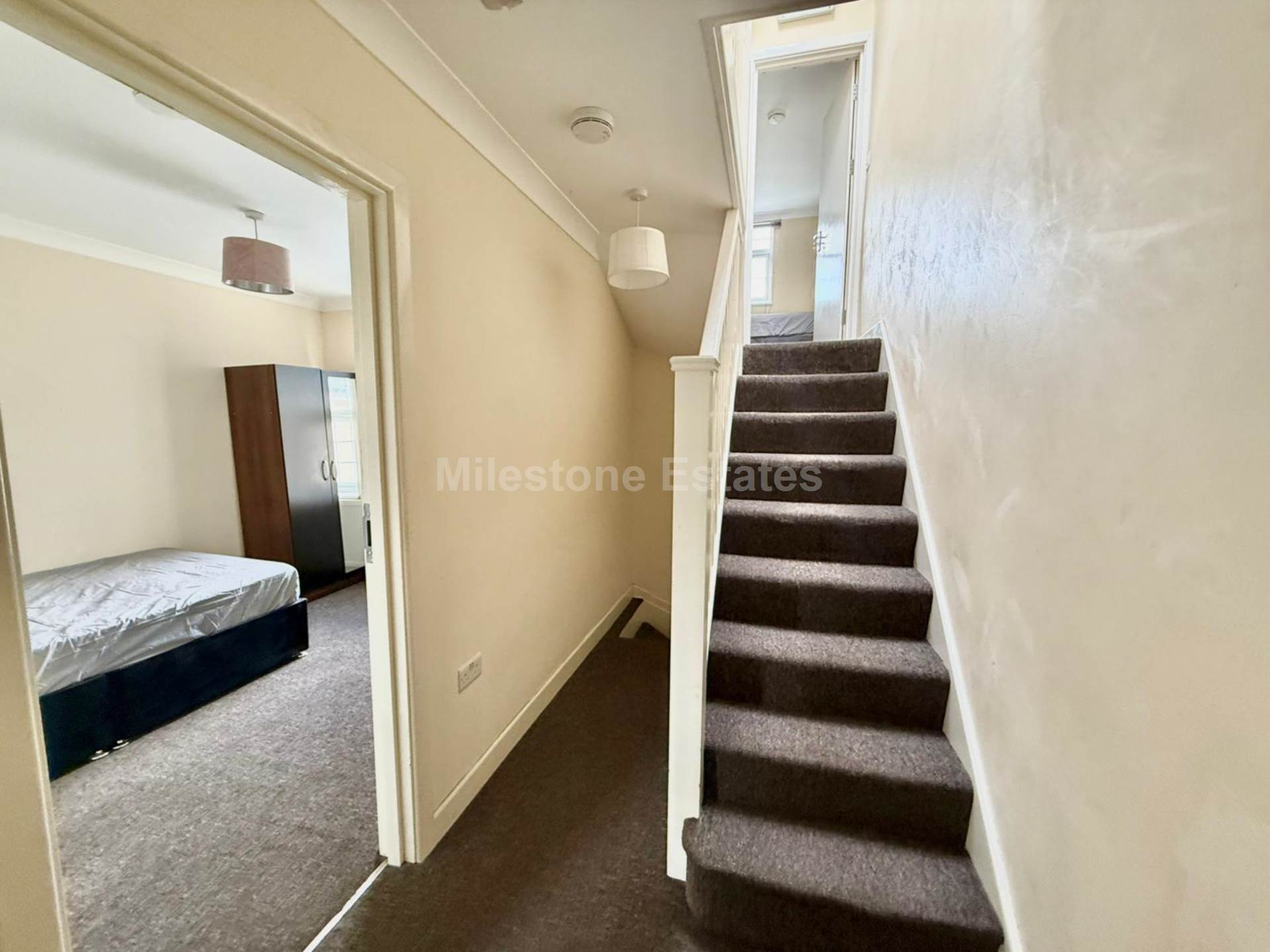 Blenheim Road, Reading, Image 6