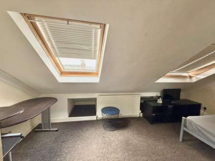 Blenheim Road, Reading, Image 15