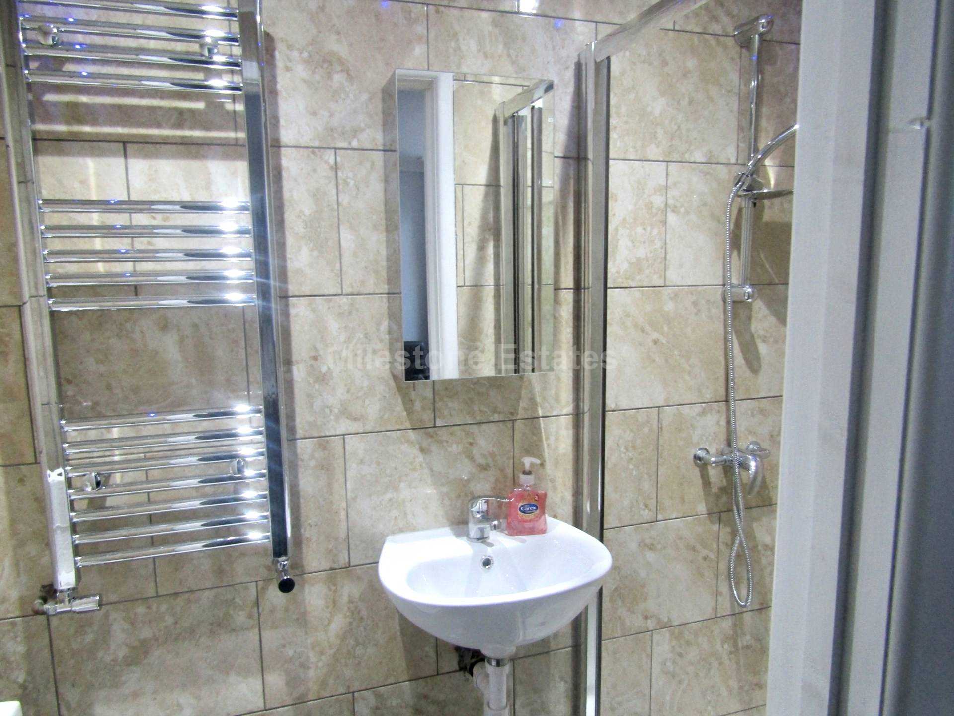 Junction Road, Reading, RG1 5SA, Image 16