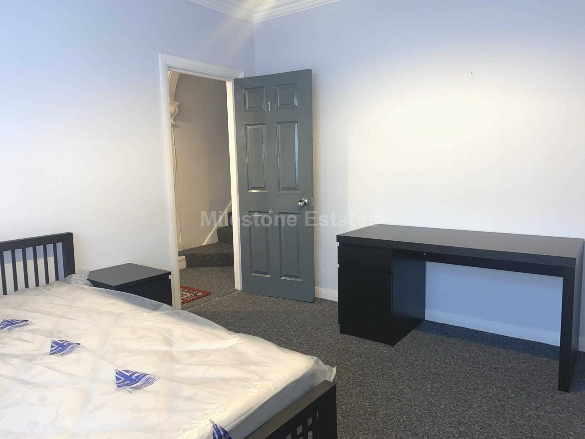 Blenheim Road, Reading, RG1 5NG, Image 13