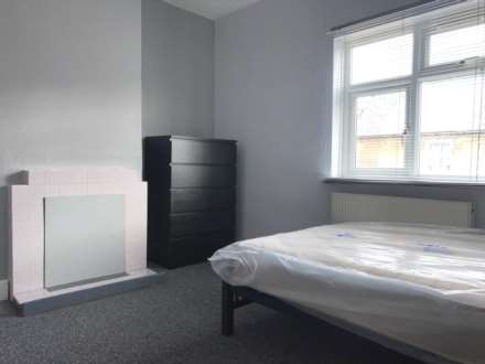 Blenheim Road, Reading, RG1 5NG, Image 11