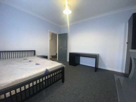 Blenheim Road, Reading, RG1 5NG, Image 12