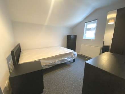 Blenheim Road, Reading, RG1 5NG, Image 14
