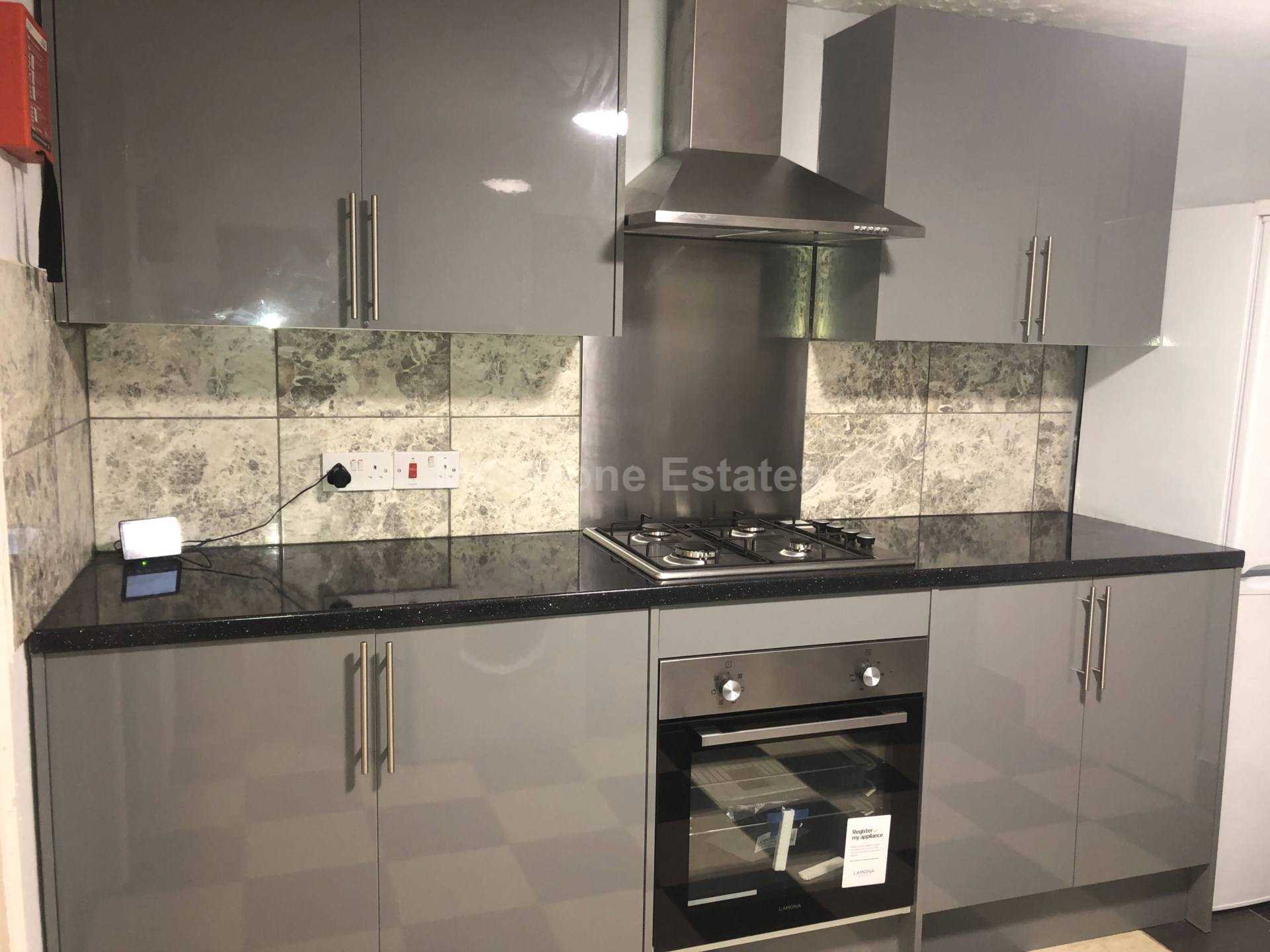 Blenheim Road, Reading, RG1 5NQ, Image 2