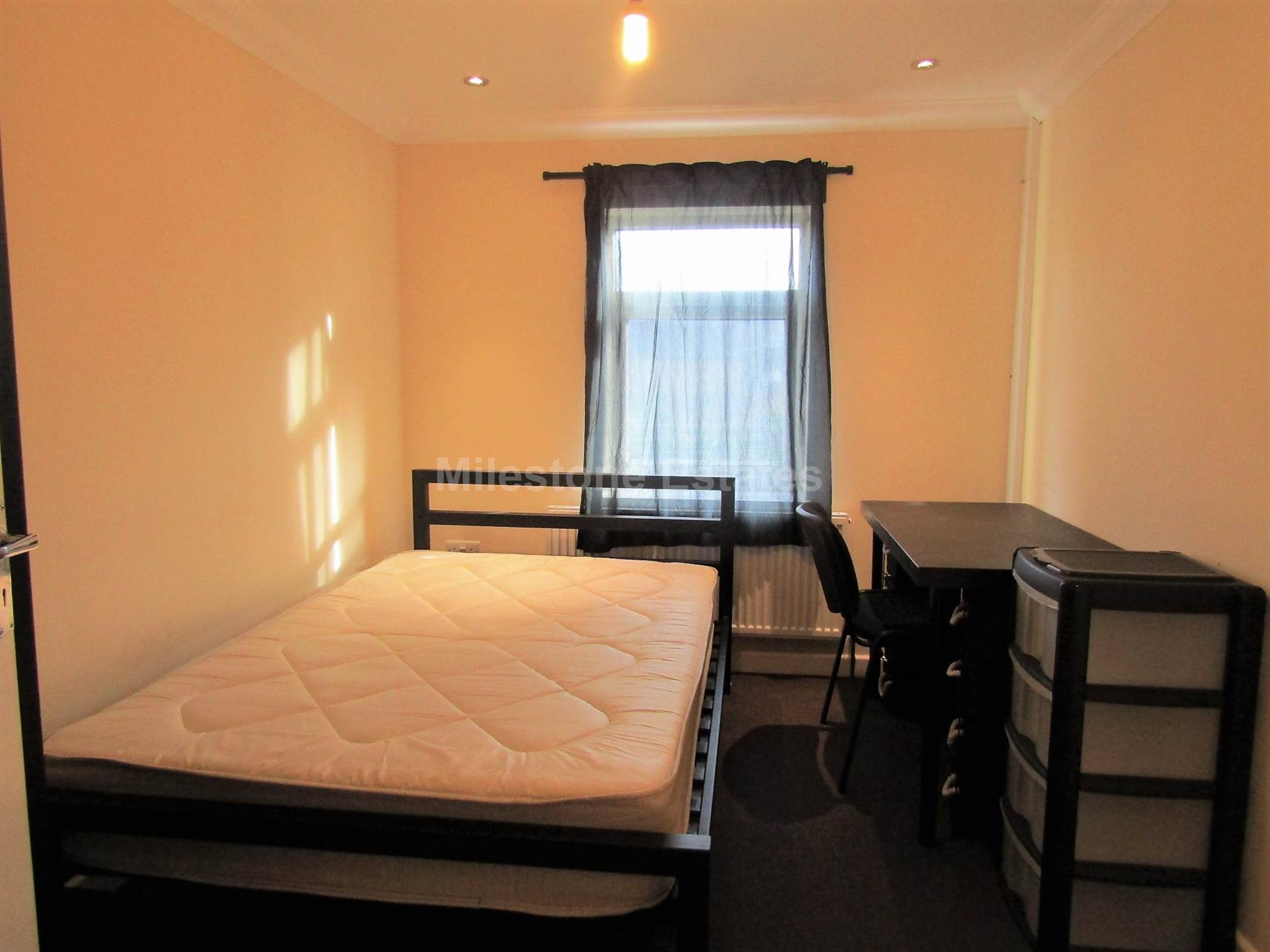 Junction Road, Reading, RG1 5SA, Image 2