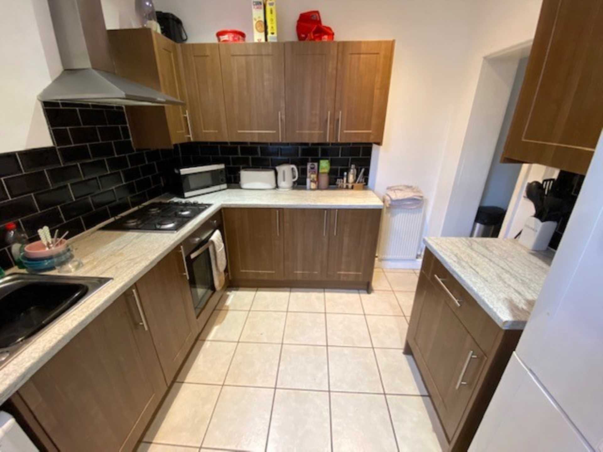 4 Bed Property, Milnthorpe Street Mistoria Estate Agents