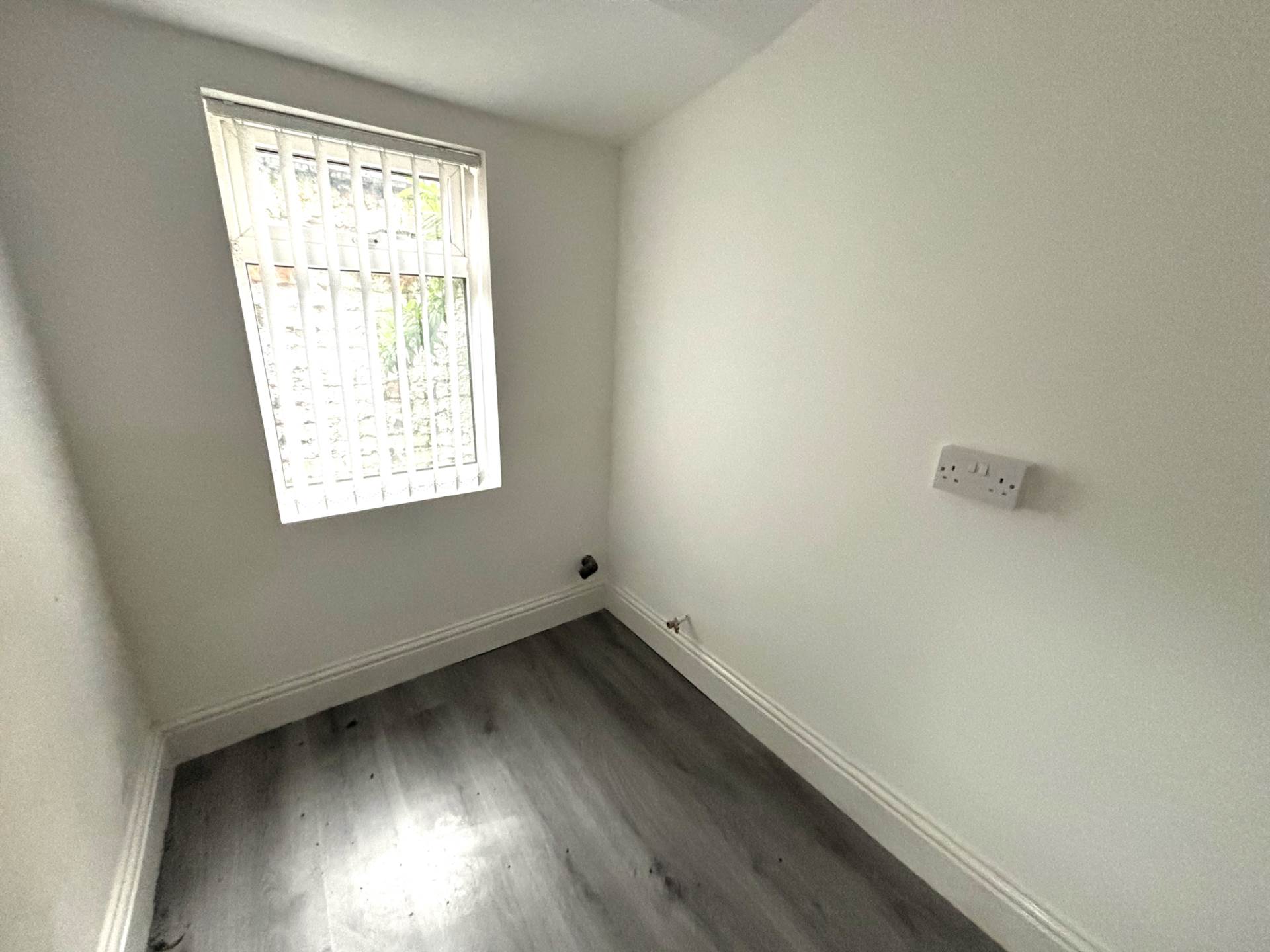 Southgate Road, Old Swan Mistoria Estate Agents