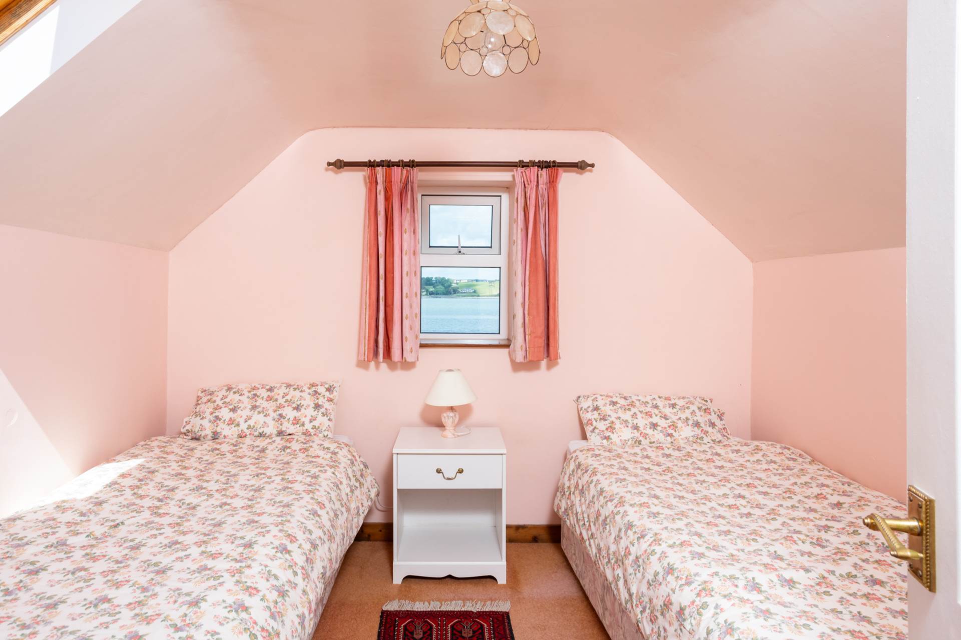 The Boathouse, Woodpoint, Courtmacsherry P72 VA44