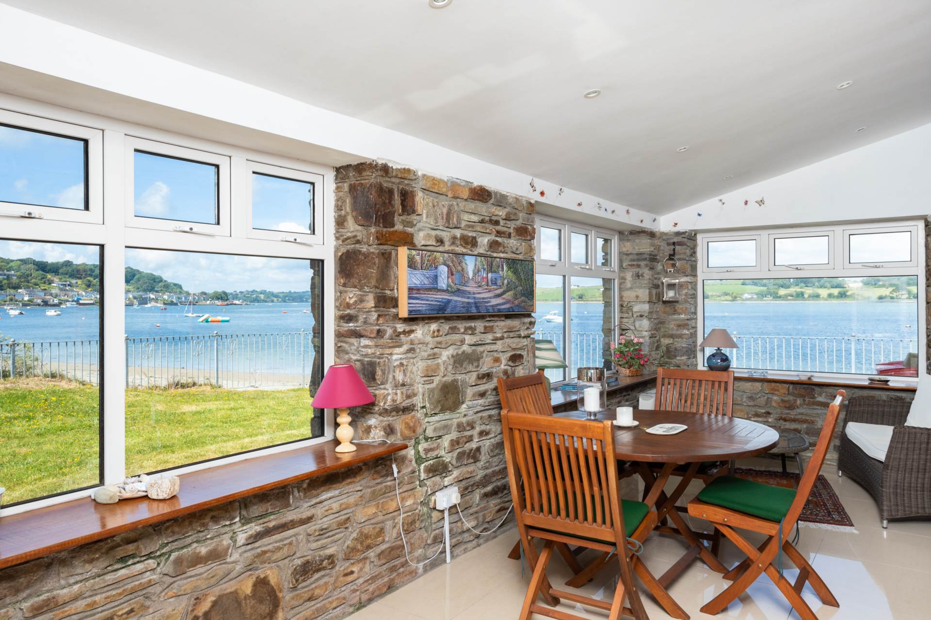 The Boathouse, Woodpoint, Courtmacsherry P72 VA44