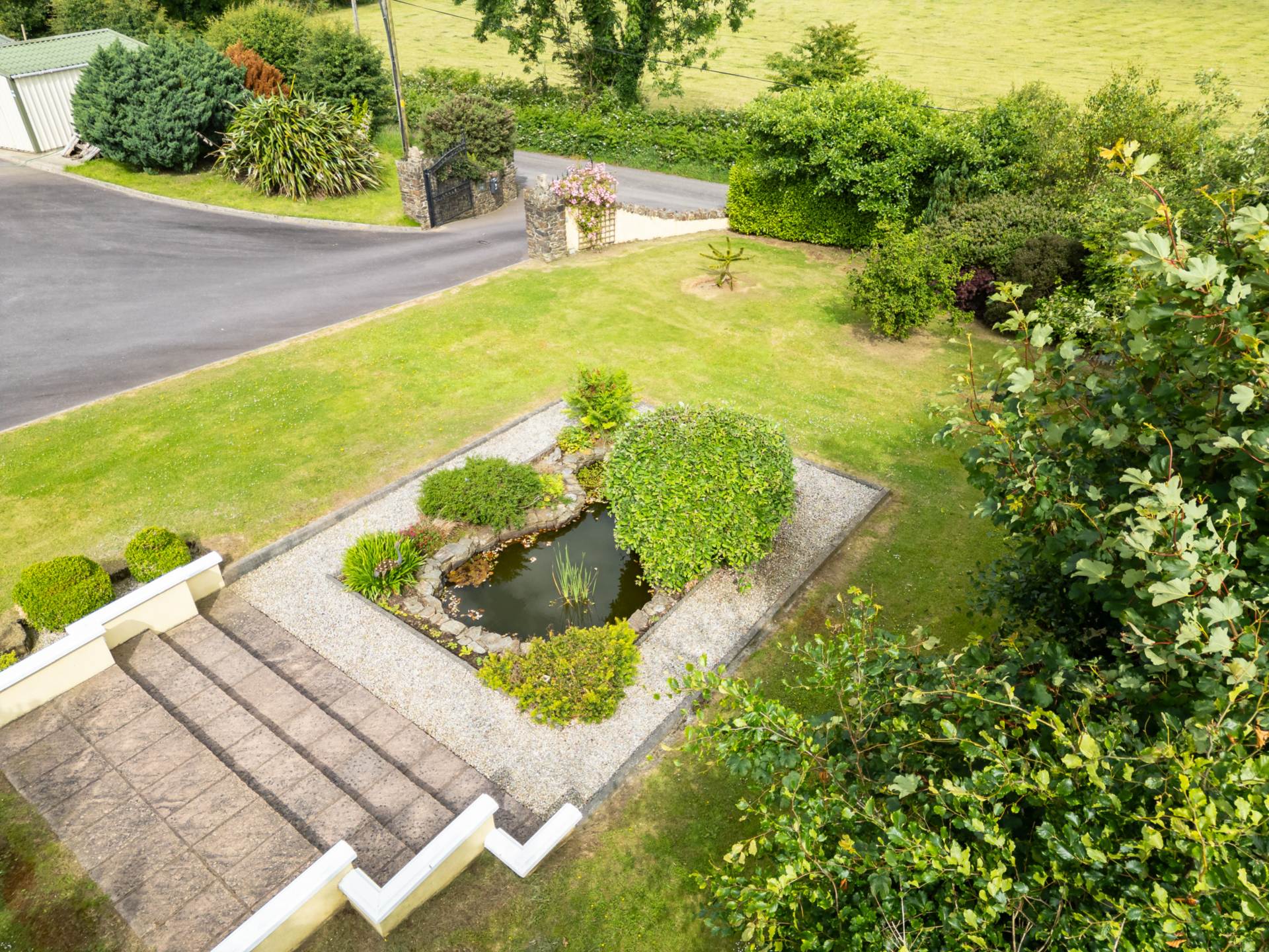 “Book End”, Sarue, Reenascreena, Rosscarbery, Co. Cork P85 D853
