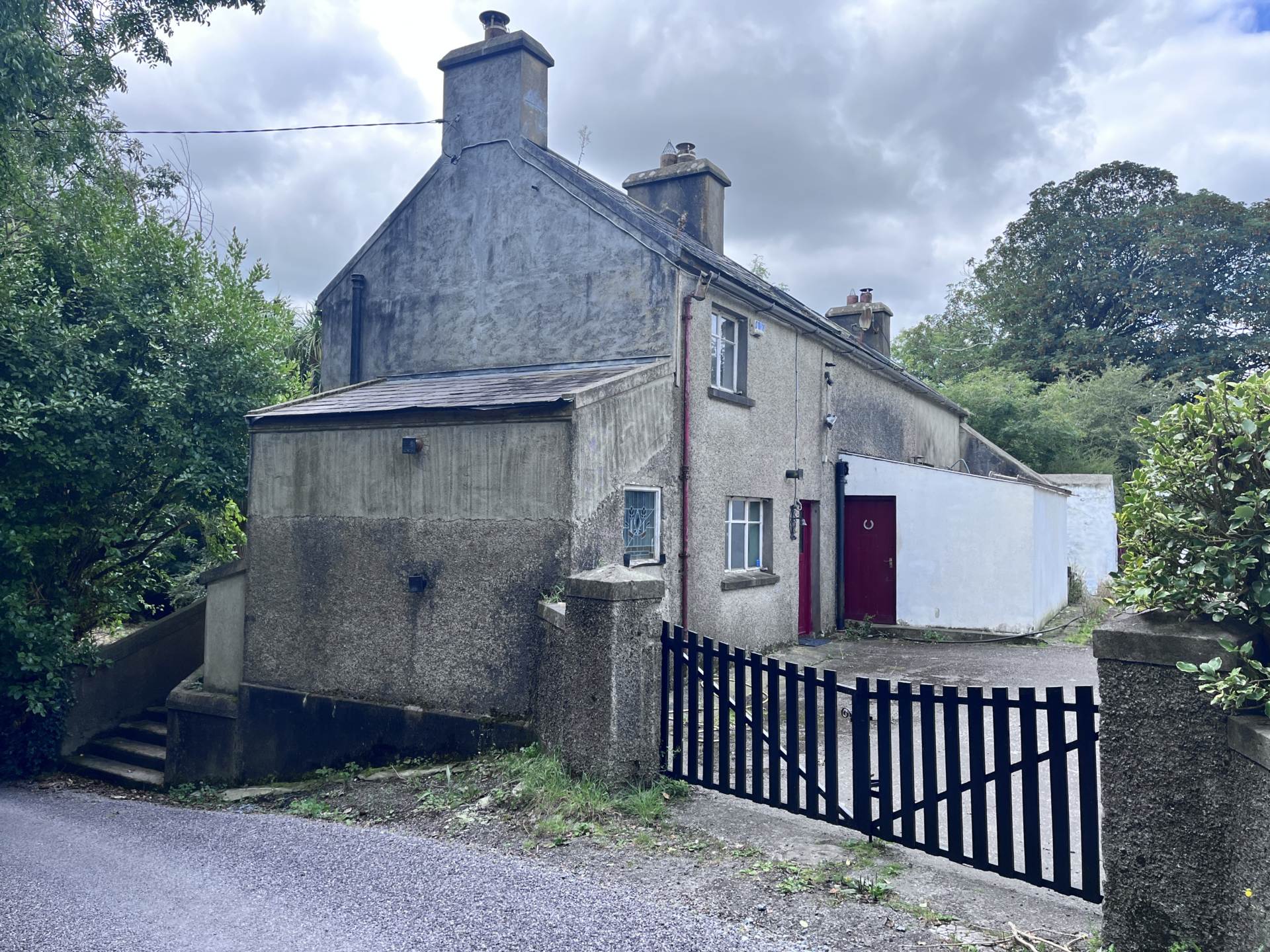 Caherkirky House, Rossmore, Clonakilty, Co. Cork P85 RX32 Caherkirky House, Rossmore, Clonakilty, Co. Cork P85 RX32