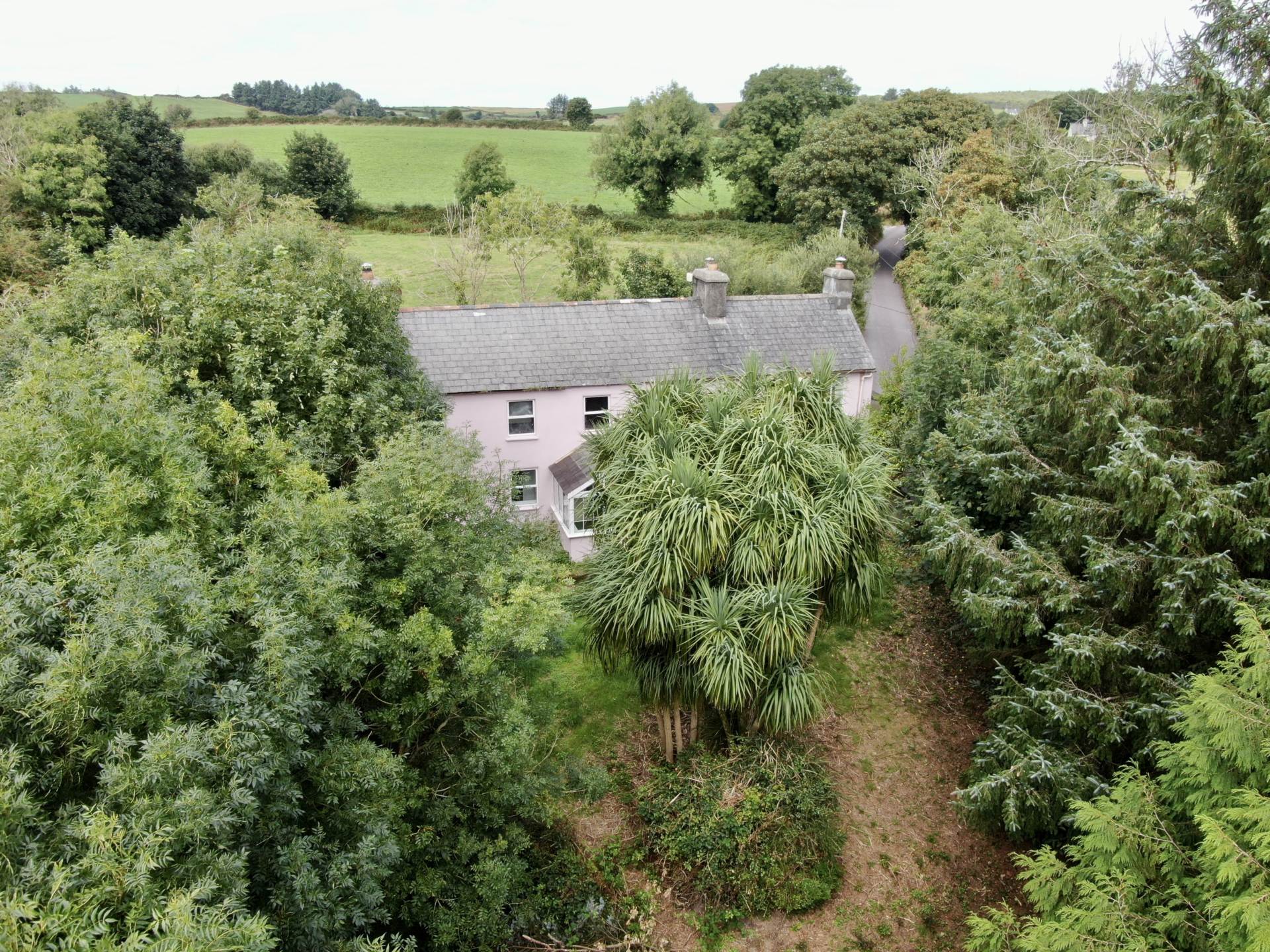 Caherkirky House, Rossmore, Clonakilty, Co. Cork P85 RX32 Caherkirky House, Rossmore, Clonakilty, Co. Cork P85 RX32