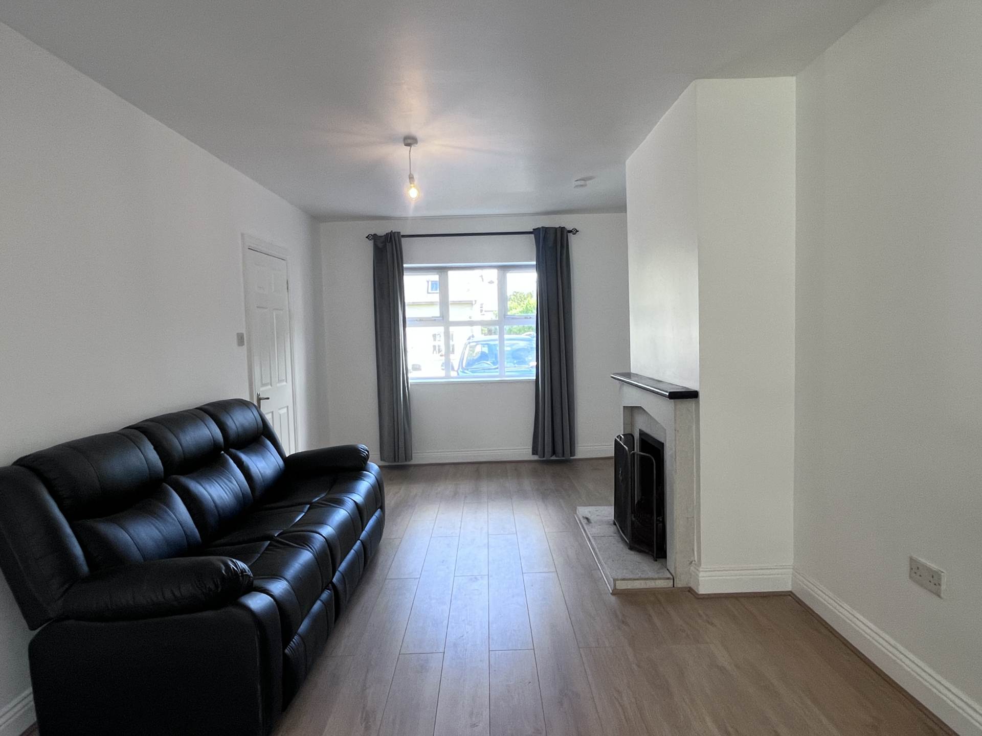 3 Laurel House, College Court, Clonakilty, Co. Cork P85 Y924 3 Laurel House, College Court, Clonakilty, Co. Cork P85 Y924
