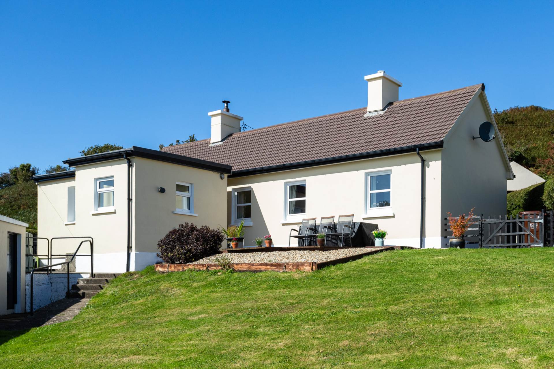 2 Kilgarriffe Cottages, Clonakilty, Co. Cork P85 DV72  2 Kilgarriffe Cottages, Clonakilty, Co. Cork P85 DV72