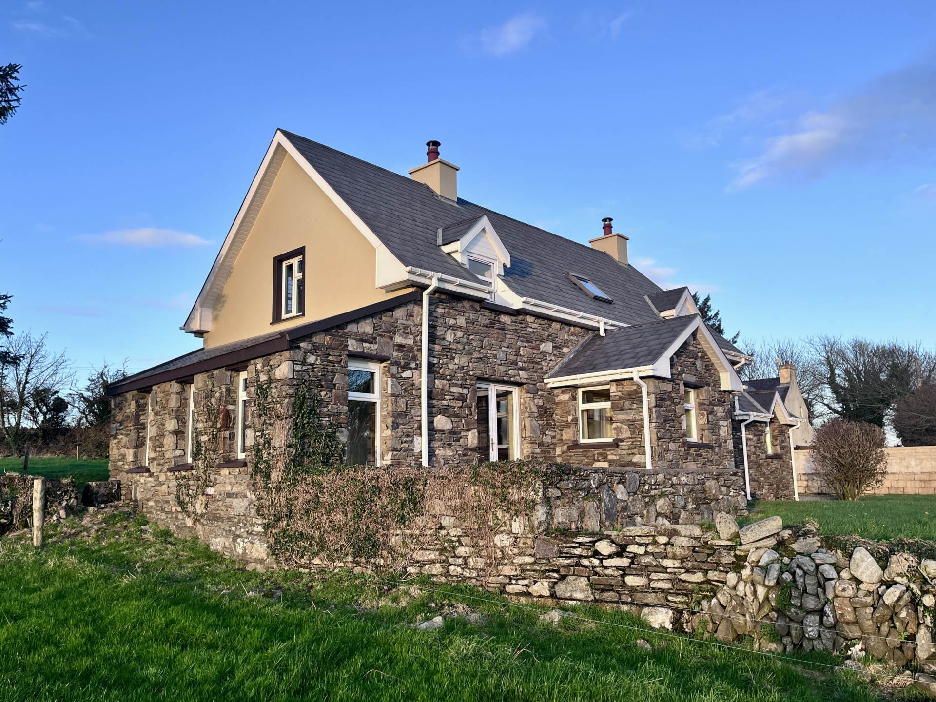 Garranes, Lyre, Clonakilty, Co. Cork, P47 VF67 Garranes, Lyre, Clonakilty, Co. Cork, P47 VF67