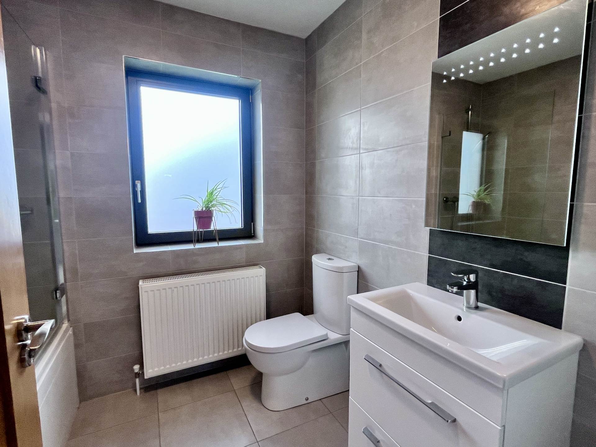 18 An Sruthan Beag, Clogheen, Clonakilty, Co. Cork  18 An Sruthan Beag, Clogheen, Clonakilty, Co. Cork