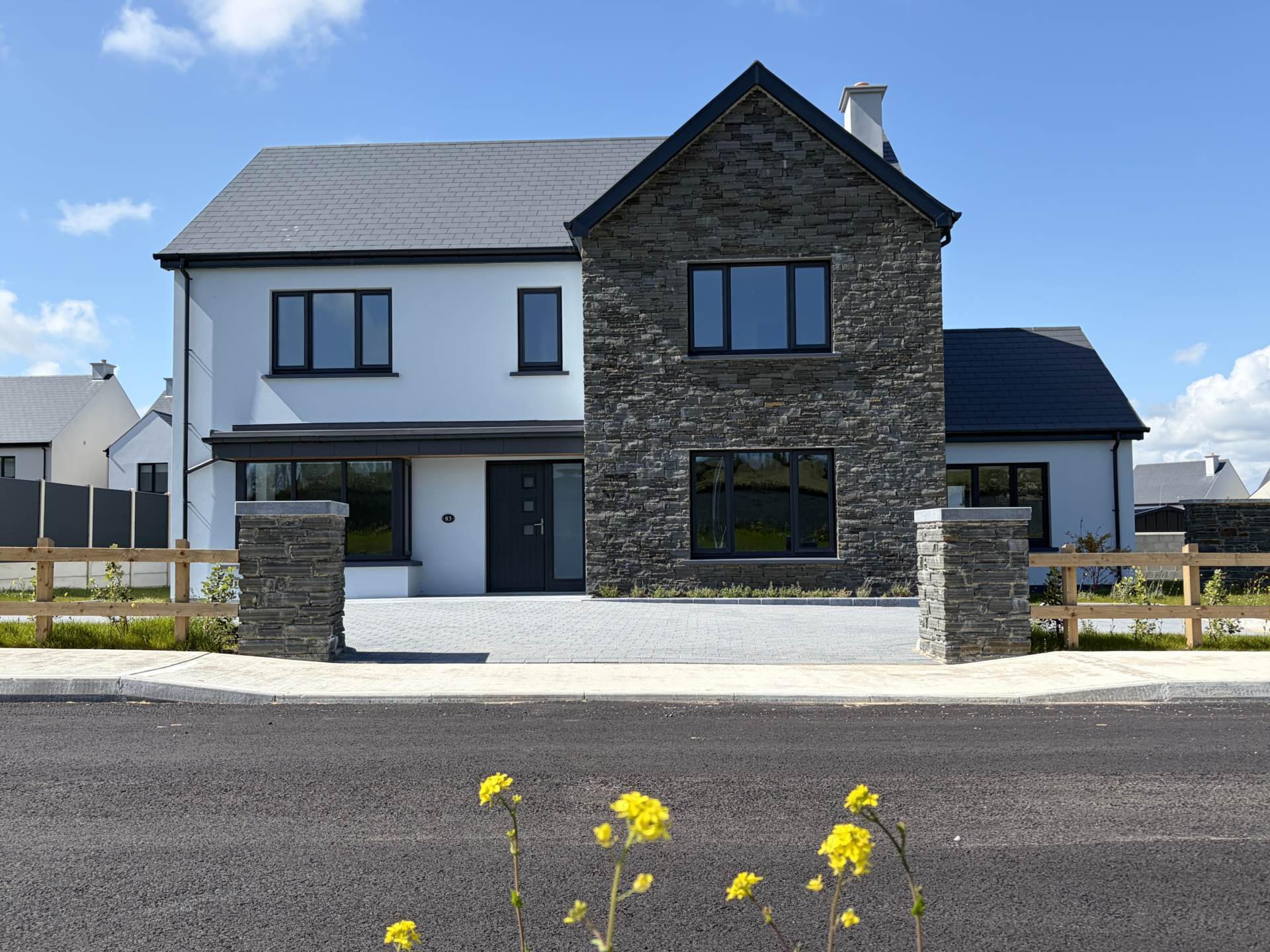 83 An Sruthan Beag, Clogheen, Clonakilty P85 YC86