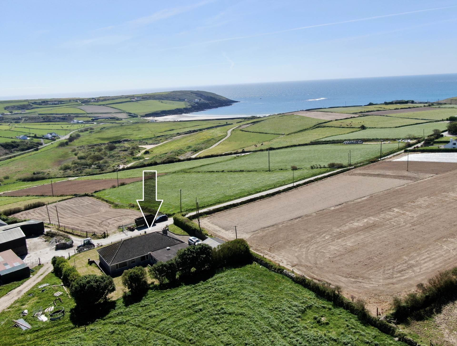 Gahanive, Castlefreke, Near Red Strand, Rosscarbery, Co. Cork P85 V309