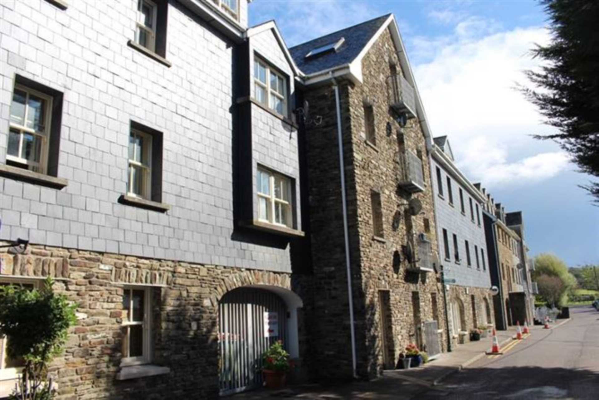 The Nook, Long Quay