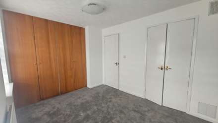 North Row, Milton Keynes, Image 7