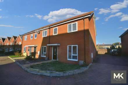 3 Bedroom Terrace, Bowling Green Close, Bletchley
