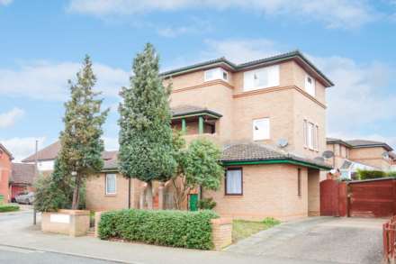 2 Bedroom Maisonette, Bradwell Common Boulevard, Bradwell Common